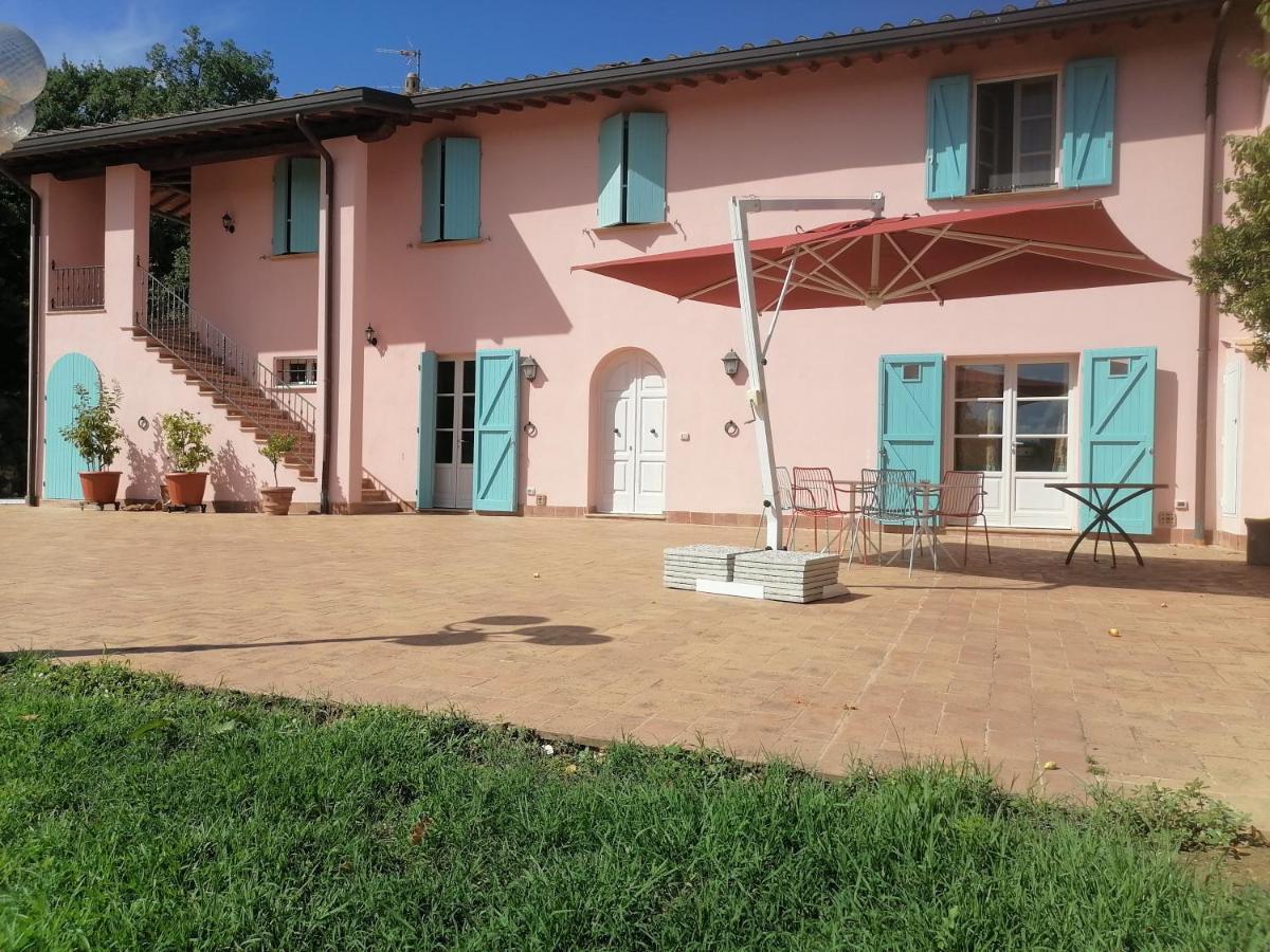 Az.Agricola Agriturismo La Locanda Di Lann Daire Fucecchio Dış mekan fotoğraf